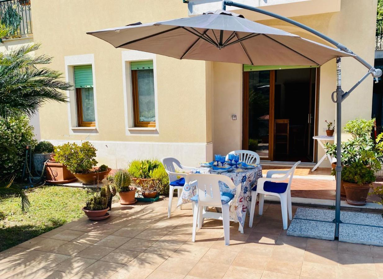 La Terrazza Di Elico Apartment Finale Ligure Luaran gambar